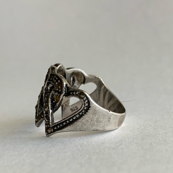 New vintage 4 hearts marcasite silver cocktail ring - Picture 4 of 13